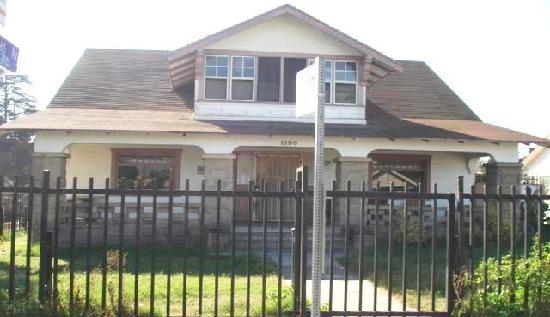 1100 West Vernon Avenue, Los Angeles, CA 90037 