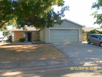 2836 Robirds Lane, Riverbank, CA 95367 