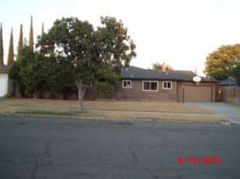 6076 N 6th St, Fresno, CA 93710 