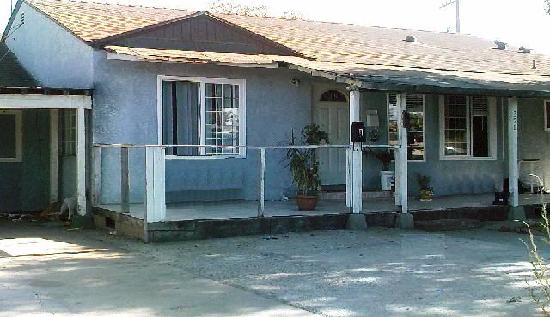 326 W Alvin Ave, Santa Maria, CA 93454 