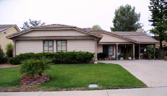 33805 Breckenridge Trail, Wildomar, CA 92595 