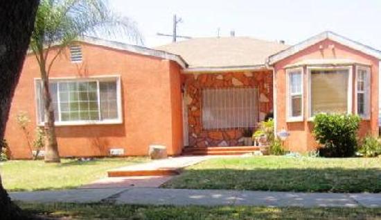 11323 Southwest Boulevard, Los Angeles, CA 90044 