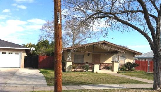 3741 E Grant Avenue, Fresno, CA 93702 