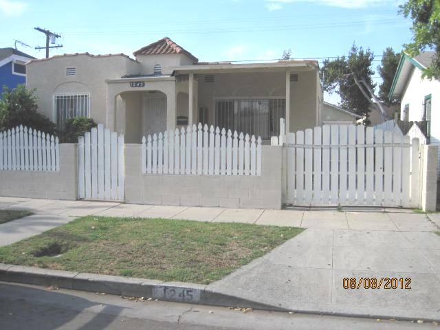 1245 57th St, Los Angeles, CA 90037 