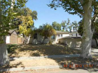 125 E Cambridge Ave, Fresno, CA 93704 