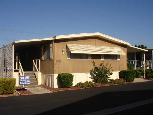 21207 S. Avalon   #24, Carson, CA 90745 