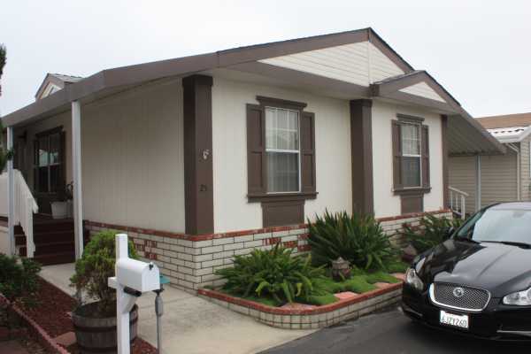 1845 Monrovia #25, Costa Mesa, CA 92627 