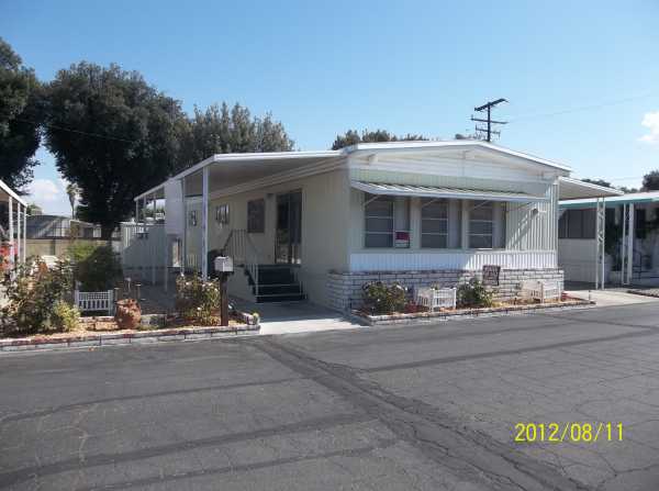 675 W. Oakland Ave, #A-14, Hemet, CA 92543 