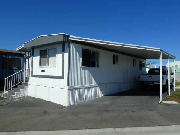 80 Huntington St. #355, Huntington Beach, CA 92648 