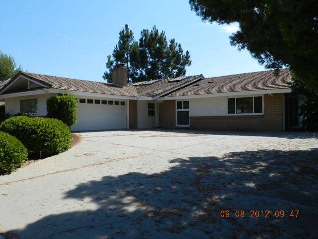 10549 Meadow Glen Way East, Escondido, CA 92026 