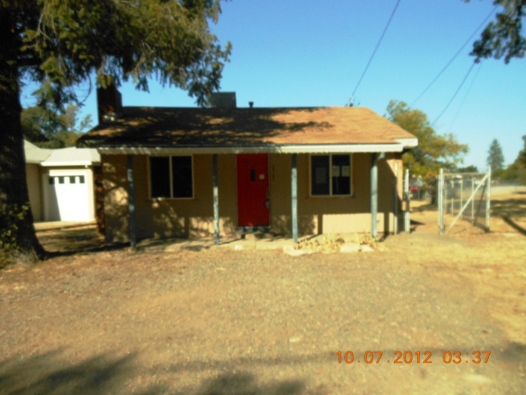 2565 Hillside Drive, Anderson, CA 96007 