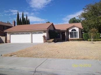 2828 W Windhaven Dr, Rialto, CA 92377 