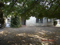 2448 South Lewis Ln, Sanger, CA 93657 