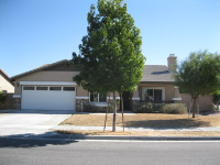 910 Roxanne Drive, Hemet, CA 92543 