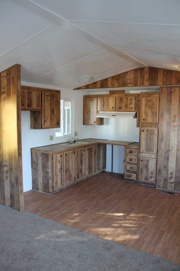 15798 slover, Fontana, CA 92337 