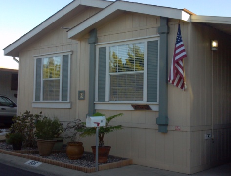IN ESCROW..... 1010 E. Bobier #66, Vista, CA 92084 