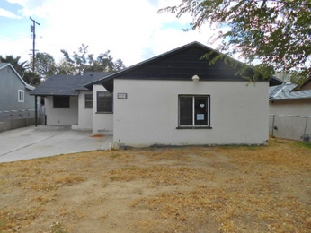 2321 Sandy Lane, Bakersfield, CA 93306 