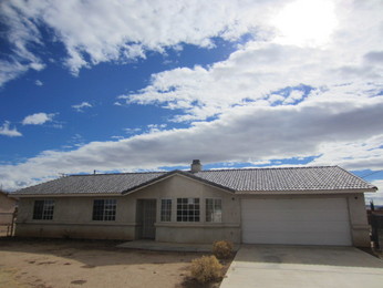 21145 Klamath Road, Apple Valley, CA 92308 