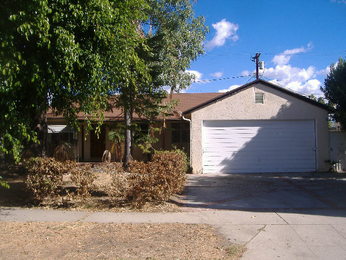 8702 Sylmar Avenue, Panorama City, CA 91402 