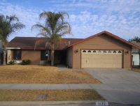 1172 West Damron Avenue, Tulare, CA 93274 