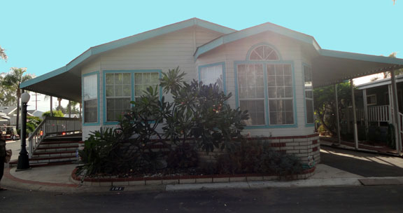 10001 FRONTAGE RD. #151, South Gate, CA 90280 