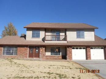 13735 Driftwood Drive, Victorville, CA 92395 