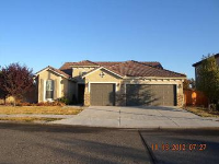 415 Serena Ave, Clovis, CA 93619 