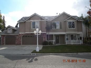 2207 E Kenosha, Fresno, CA 93720 