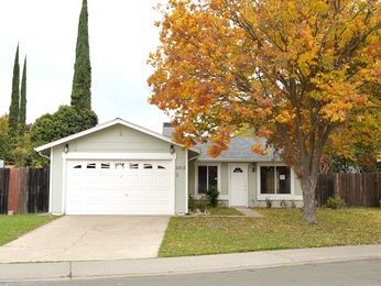 6913 Greenhead Court, Sacramento, CA 95842 