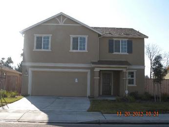 4590 E Byrd Ave, Fresno, CA 93725 