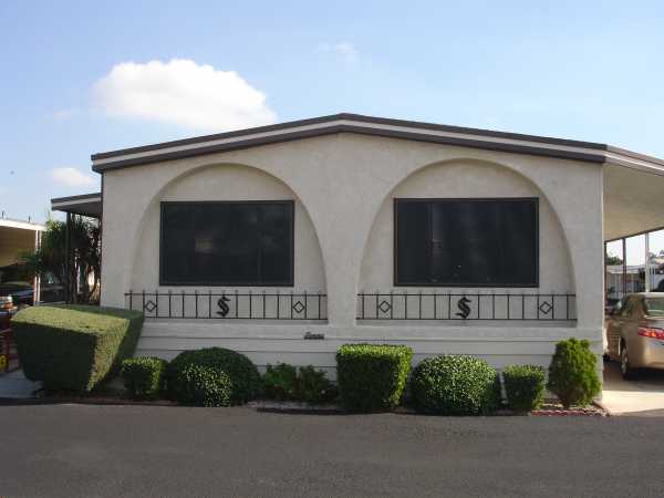 21207 S. Avalon  #225, Carson, CA 90745 