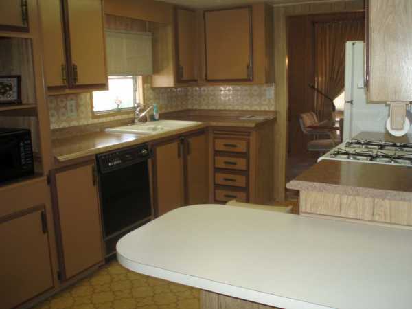 21500 Lassen Street, Space 102, Chatsworth, CA 91311 