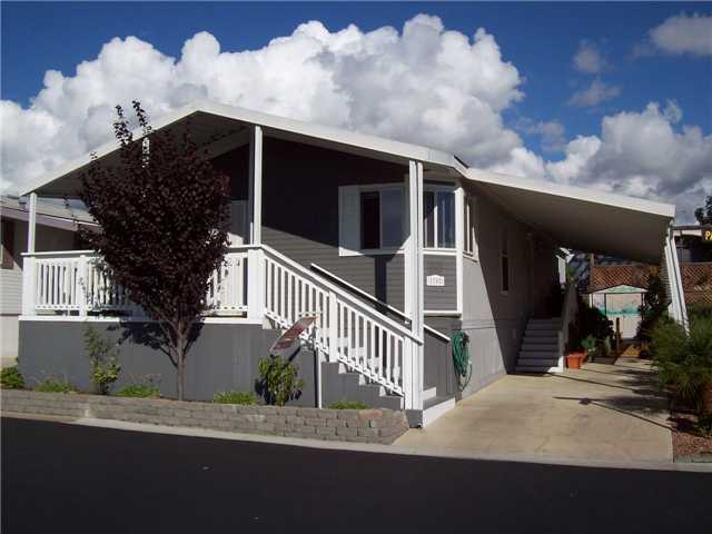 1600 E Vista Wy # 20, Vista, CA 92084 
