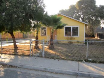 1123 North Rinaldi Street, Visalia, CA 93291 