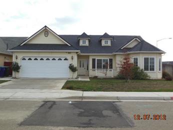 6843 E. Dayton Avenue, Fresno, CA 93727 