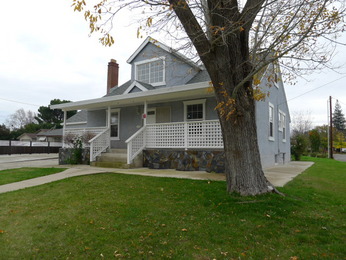 715 Circuit Drive, Roseville, CA 95678 