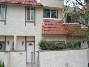 17928 River Circle Unit 5, Canyon Country, CA 91387 