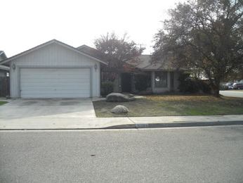 1193 W Glenn Court, Porterville, CA 93257 