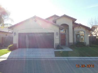 4755 West Rosetta Dr, Fresno, CA 93722 