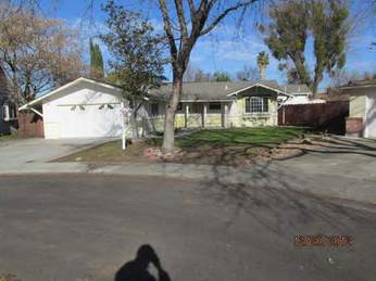 819 Holiday Ct, Stockton, CA 95207 