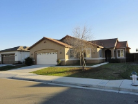 5536 East Christine Avenue, Fresno, CA 93727 