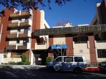 8710 Independence Ave. Unit #108, Canoga Park, CA 91304 