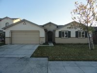 4546 East Burns Avenue, Fresno, CA 93725 