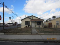 428 Wilson Avenue, Bakersfield, CA 93308 