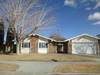 43970 Fenner Avenue, Lancaster, CA 93536 