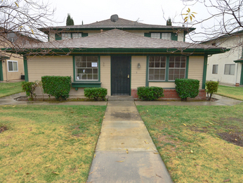 1038 W Calle De Las Estrellas Unit 1, Azusa, CA 91702 