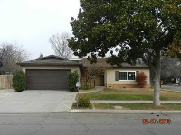 3334 W Wrenwood Ave, Fresno, CA 93711 