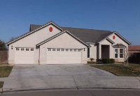 819 South Mckenna Ave, Kerman, CA 93630 