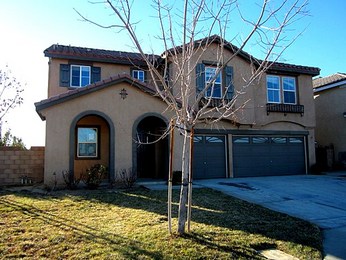 44207 17th Street E, Lancaster, CA 93535 