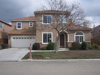 4708 North Emerald Peak Drive, Clovis, CA 93619 